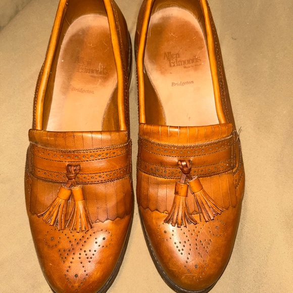 Allen Edmonds Other - Allen Edmonds Tan Leather Slip-On Loafers
